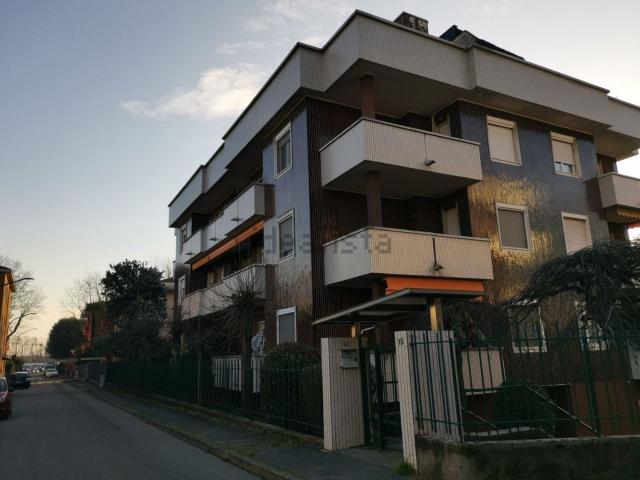 Appartamento in vendita di 80 m² in Via Gabriele D&apos Annunzio, 15