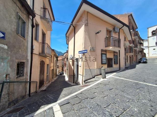 Appartamento in vendita di 80 m² in Via Generale G. Fricchione, 64