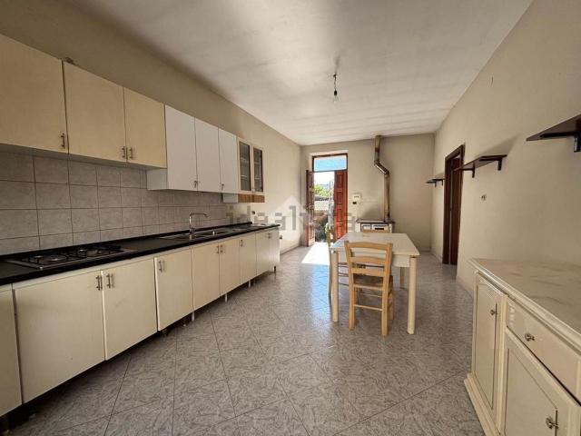 Appartamento in vendita di 80 m² in Via Gennaro Cice