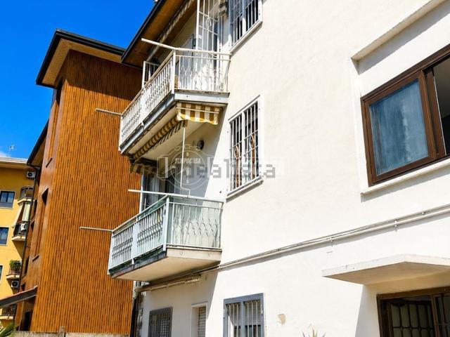 Appartamento in vendita di 80 m² in Via Giovanni Pascoli, 7