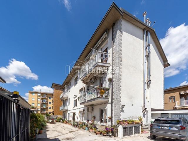 Appartamento in vendita di 80 m² in Via Giovanni Pascoli, 7