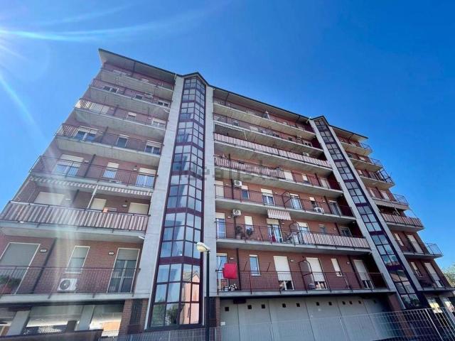 Appartamento in vendita di 80 m² in Via Giovanni Scazzola, 62