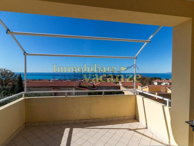 Appartamento in vendita di 80 m² in Via Giorgio Almirante, 4