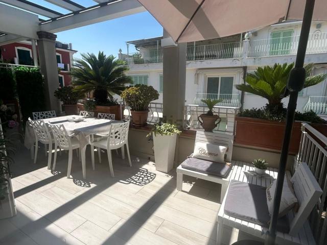 Appartamento in vendita di 80 m² in Via Giosuè Carducci, 236