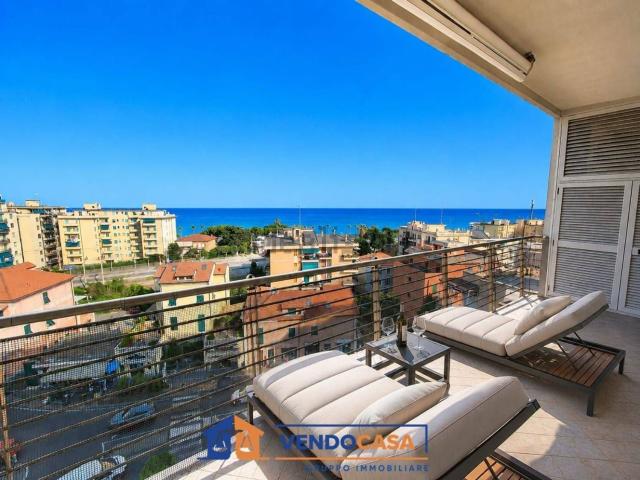 Appartamento in vendita di 80 m² in Via Giosuè Carducci