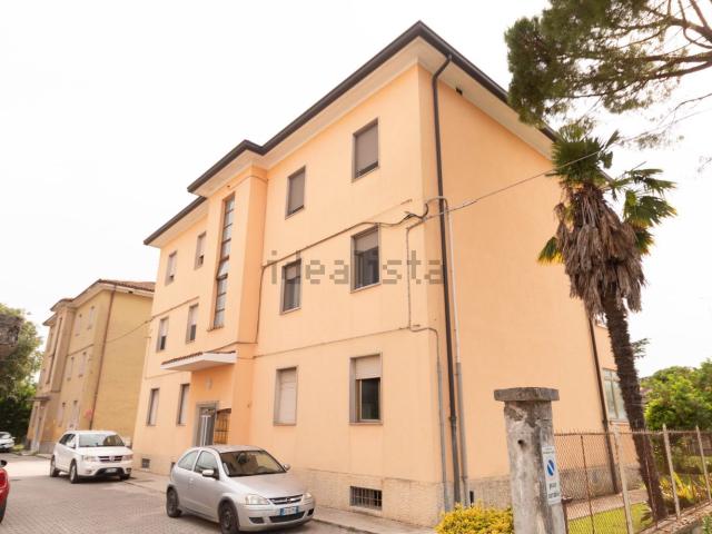Appartamento in vendita di 80 m² in Via Giosuè Carducci