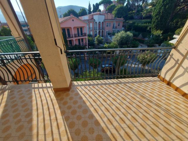 Appartamento in vendita di 80 m² in Via Giacomo Matteotti