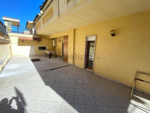 Appartamento in vendita di 80 m² in Via Giacomo Leopardi