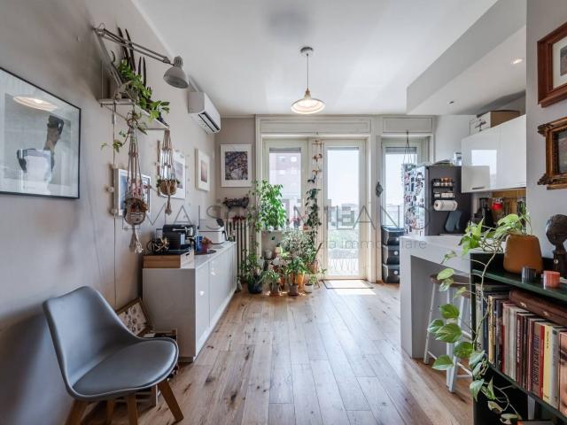 Appartamento in vendita di 80 m² in Via Giambellino, 104