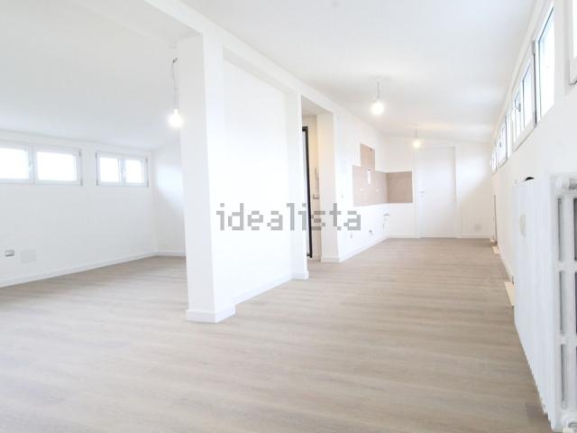 Appartamento in vendita di 80 m² in Via Giuseppe Biagi