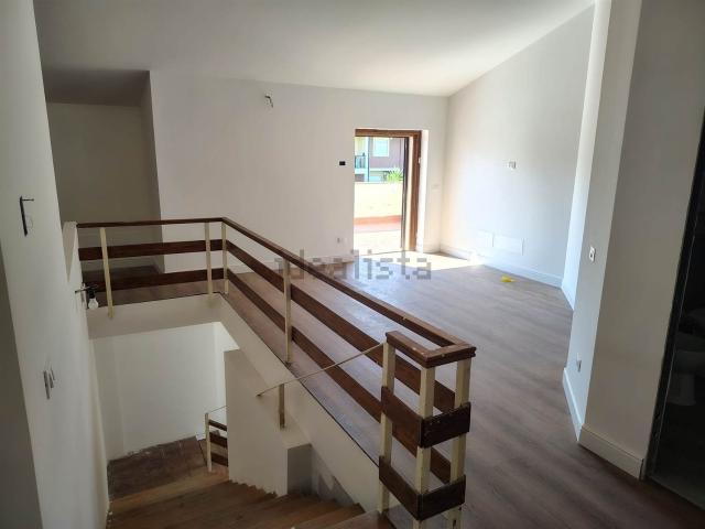 Appartamento in vendita di 80 m² in Via Giuseppe Boldini