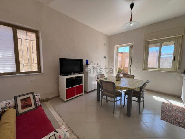 Appartamento in vendita di 80 m² in Via Guglielmo il Buono, 1