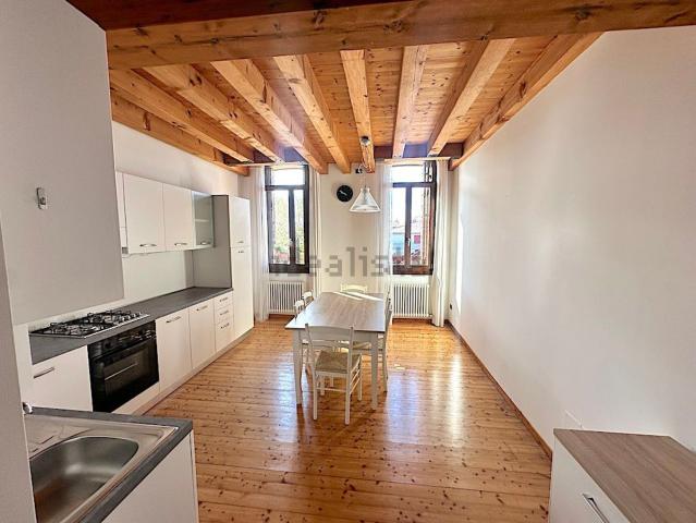 Appartamento in vendita di 80 m² in Via Guglielmo Marconi, 12
