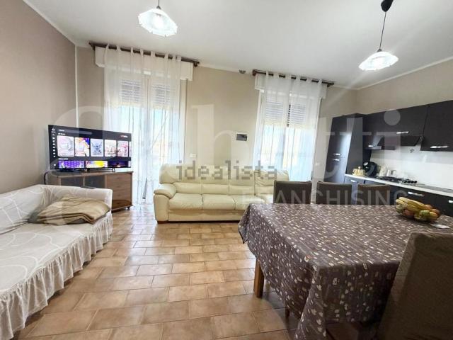 Appartamento in vendita di 80 m² in Via Indipendenza, 34