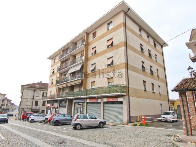 Appartamento in vendita di 80 m² in Via IV Novembre, 36