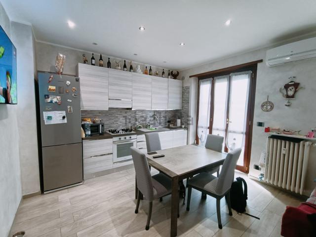 Appartamento in vendita di 80 m² in Via Lauro Rossi