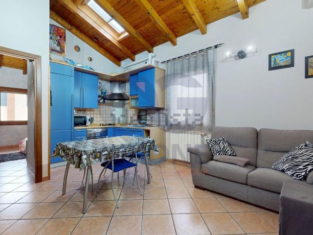 Appartamento in vendita di 80 m² in Via Lavino, 423