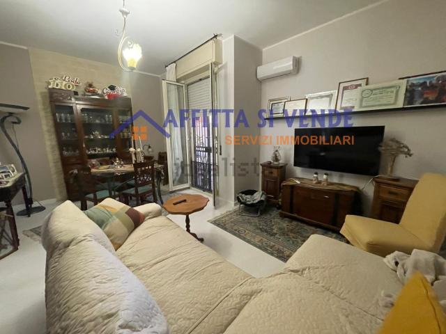 Appartamento in vendita di 80 m² in Via Lazio, 61