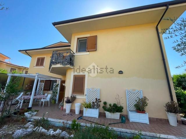 Appartamento in vendita di 80 m² in Via Leonardo da Vinci, 4