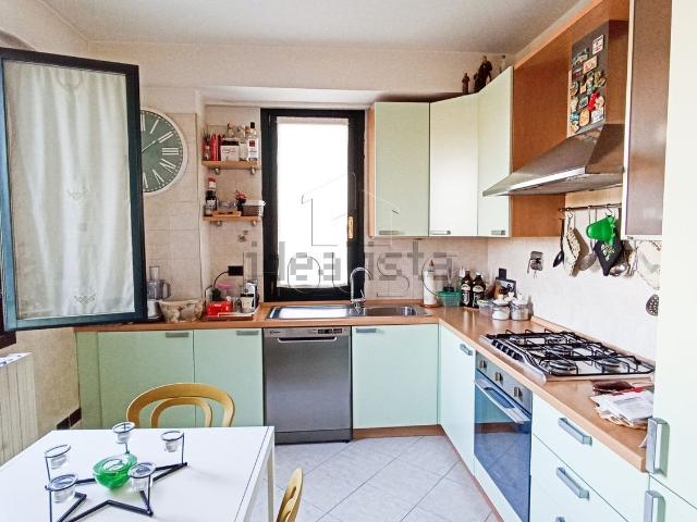 Appartamento in vendita di 80 m² in Via Luca della Robbia