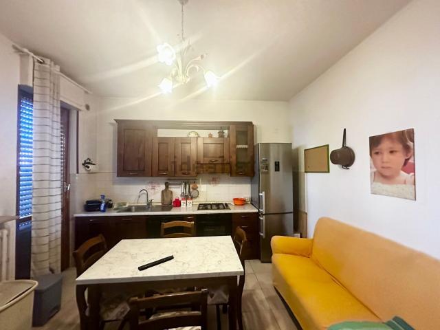 Appartamento in vendita di 80 m² in Via Luciano Raschio, 12