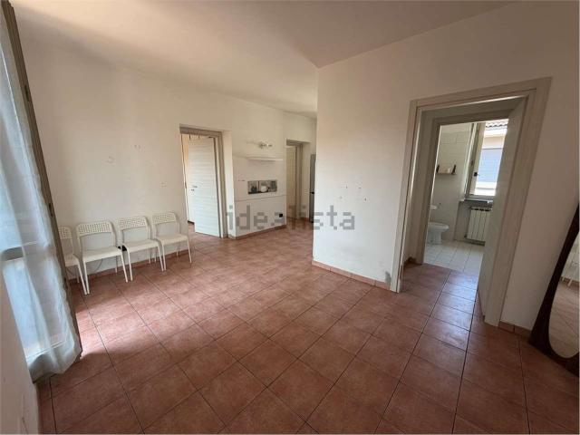 Appartamento in vendita di 80 m² in Via Luigi Calastri, 8