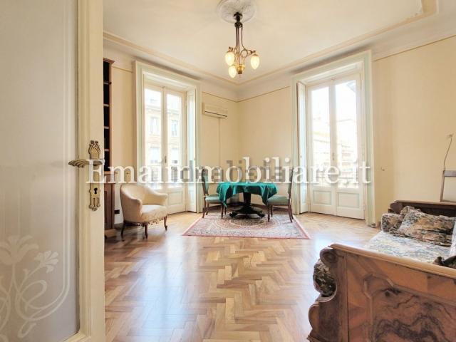Appartamento in vendita di 80 m² in Via Luigi Settembrini, 54
