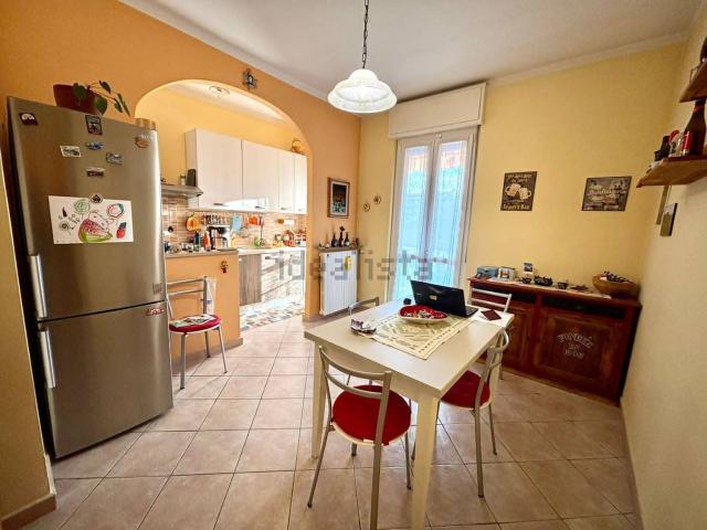 Appartamento in vendita di 80 m² in Via Martiri della Divisione Acqui, 18