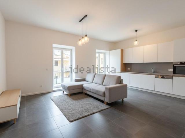 Appartamento in vendita di 80 m² in Via Mario Tadini, 13