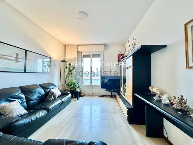 Appartamento in vendita di 80 m² in Via Medeghino, 15