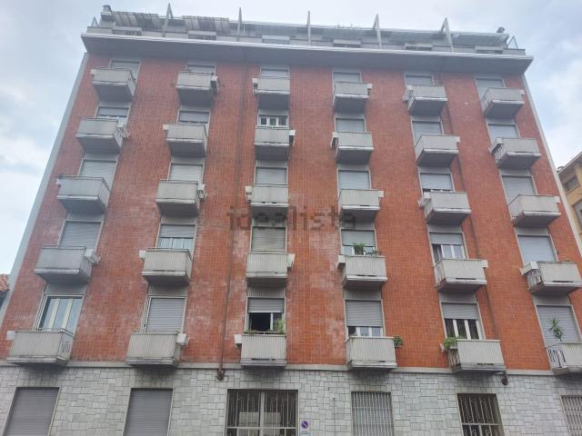 Appartamento in vendita di 80 m² in Via Michele Lessona, 83