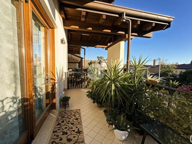 Appartamento in vendita di 80 m² in Via Monte Grappa, 31