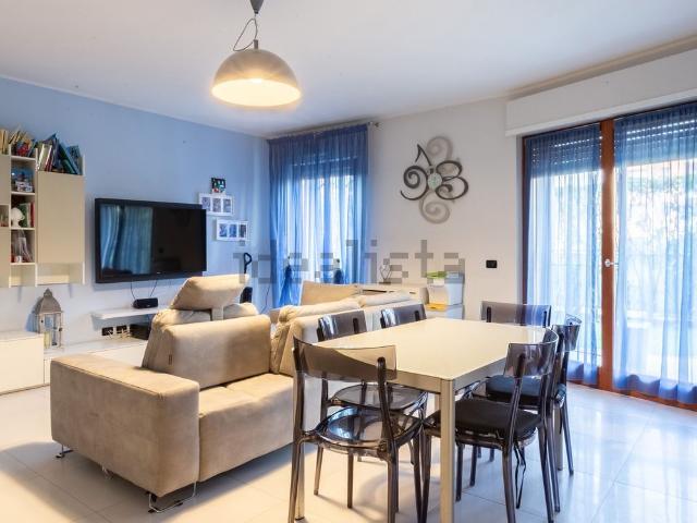Appartamento in vendita di 80 m² in Via Monte Nevoso, 11