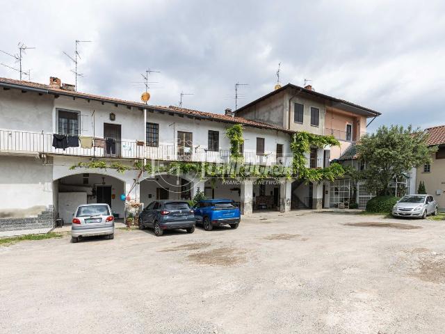 Appartamento in vendita di 80 m² in Via Monte Rosa