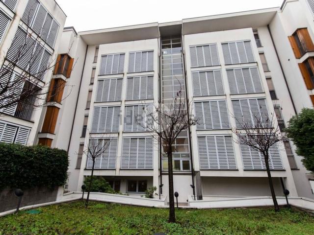 Appartamento in vendita di 80 m² in Via Monte Rosa, 86