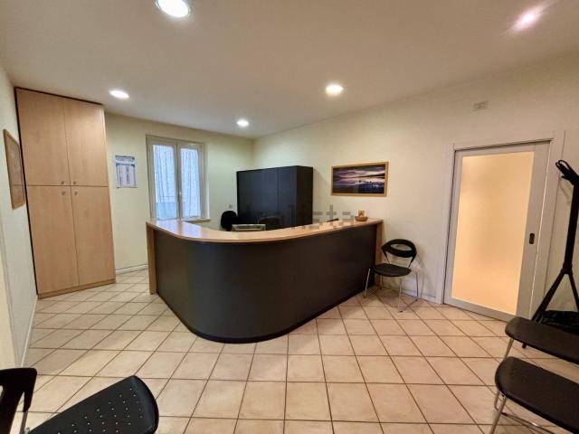 Appartamento in vendita di 80 m² in Via Monte San Michele, 46