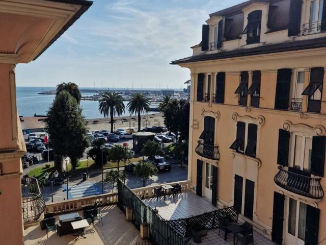 Appartamento in vendita di 80 m² in Via Monsignor Agostino Giustiniani