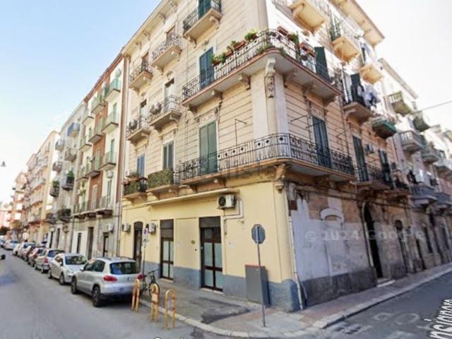Appartamento in vendita di 80 m² in Via Monsignore Capecelatro, 9