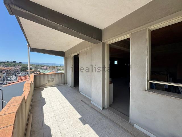 Appartamento in vendita di 80 m² in Via Nazionale Terme, 180