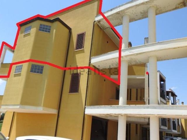 Appartamento in vendita di 80 m² in Via Nicola Bobadilla, 7