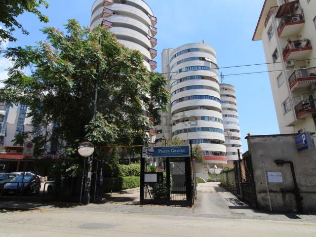 Appartamento in vendita di 95 m² in Via Nicola Nicolini, 68