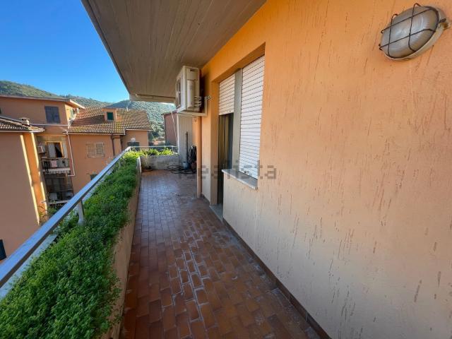 Appartamento in vendita di 80 m² in Via Oliveto