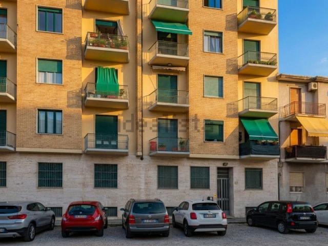 Appartamento in vendita di 80 m² in Via Orbetello, 89