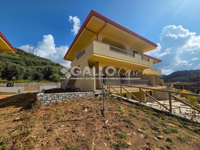 Appartamento in vendita di 80 m² in Via Panoramica