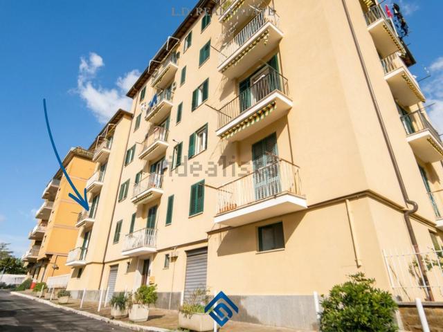 Appartamento in vendita di 80 m² in Via Padre Luigi Maria Monti