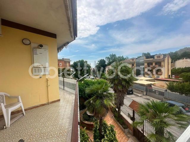 Appartamento in vendita di 80 m² in Via Papa Gennaro, 12