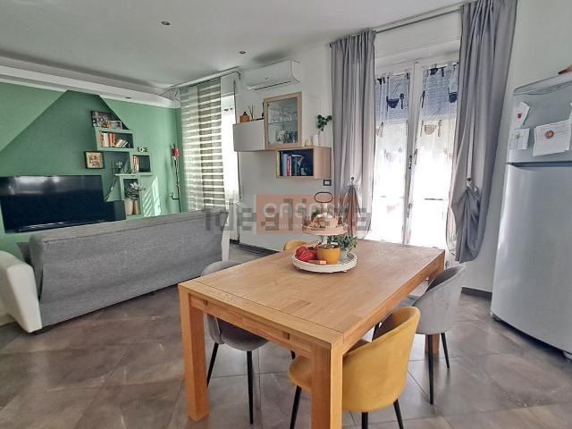 Appartamento in vendita di 80 m² in Via Patrioti
