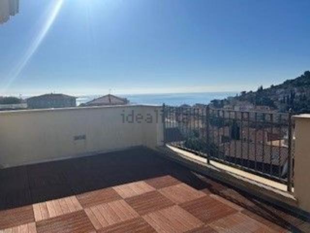 Appartamento in vendita di 80 m² in Via Pinea Nuova, 22