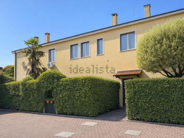 Appartamento in vendita di 80 m² in Via Provinciale, 67