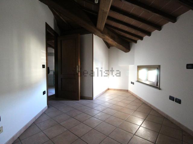 Appartamento in vendita di 80 m² in Via Provinciale Francesca